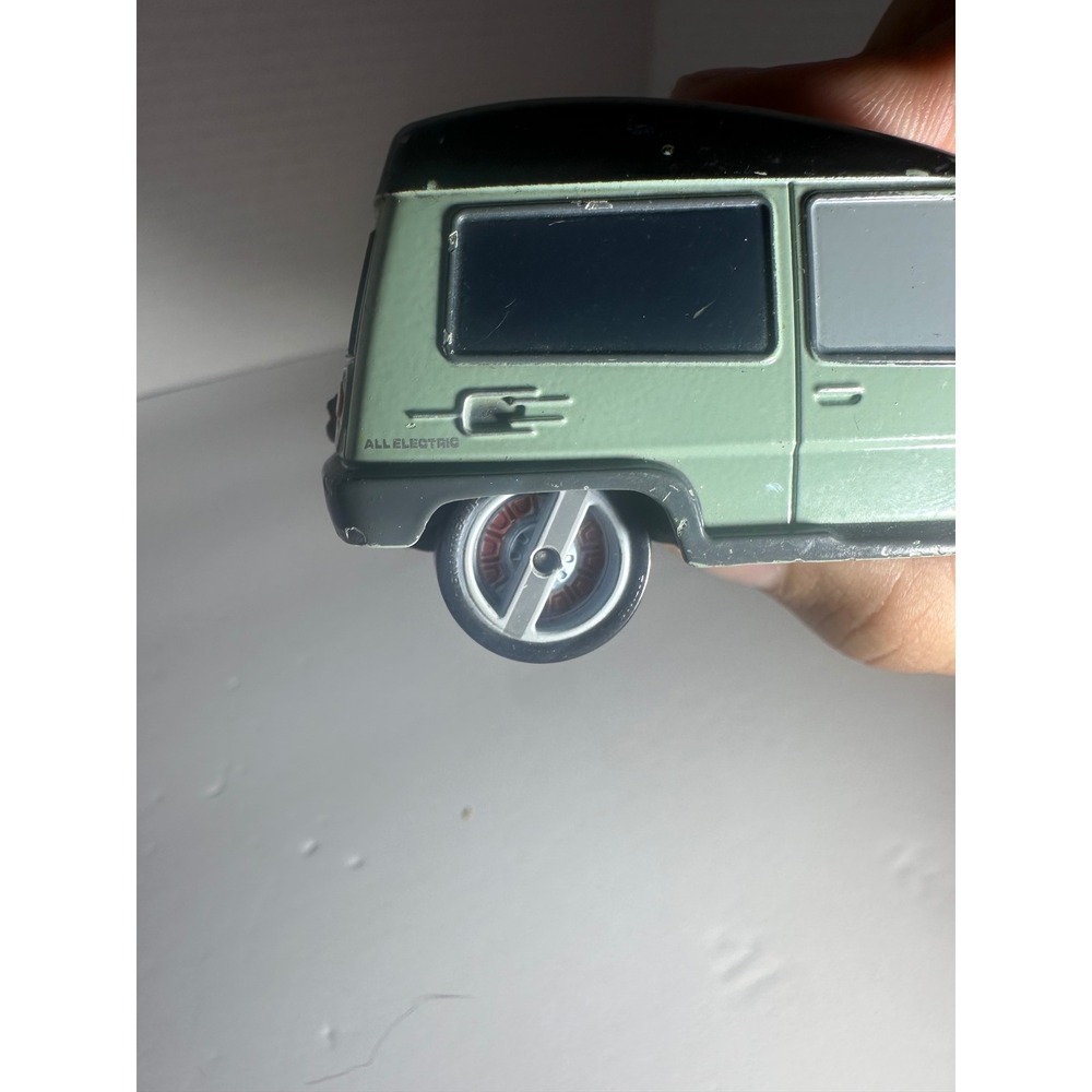 Disney Pixar Cars Sir Miles Axlerod Green Diecast Toy Car Cars 2 - Picture 8 of 11